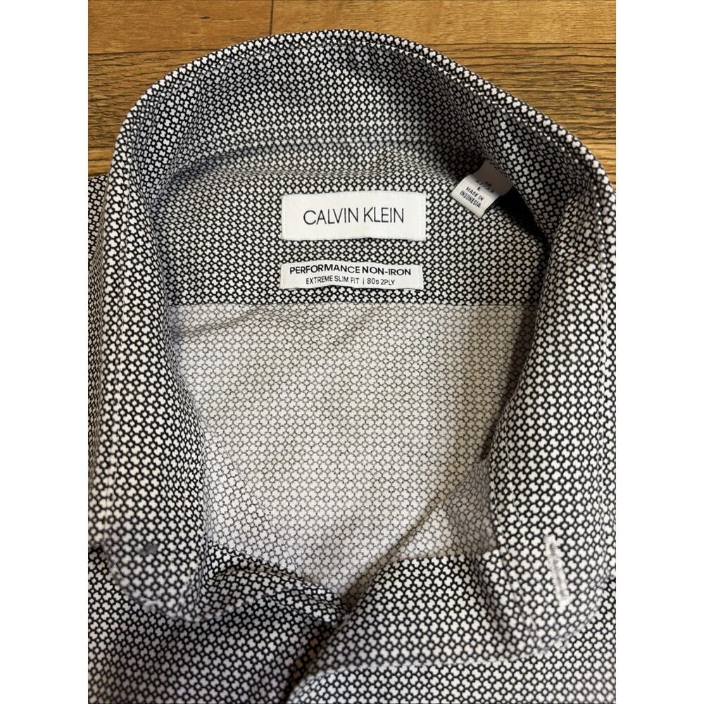 CK Calvin Klein Extreme Slim Fit Non Iron Black And White Pattern Dress Shirt - Picture 3 of 6
